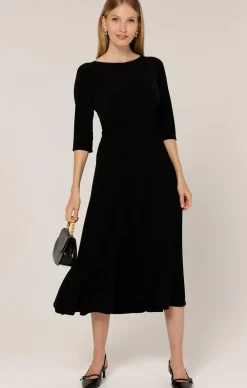 3/4 SLEEVE REVERSE WRAP MIDI DRESS IN BLACK