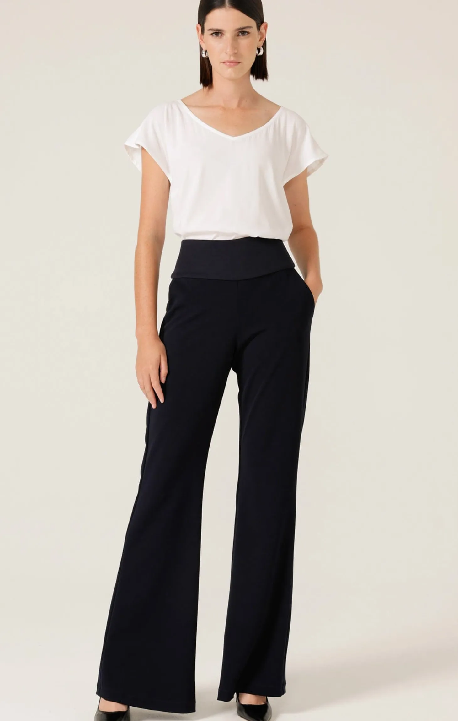 ANALIA TOP IN WHITE