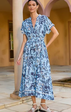 CANDICE WAVE DRESS IN CORNFLOWER