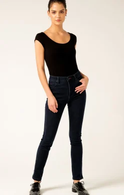 CLASSIC STRETCH JEAN IN INDIGO