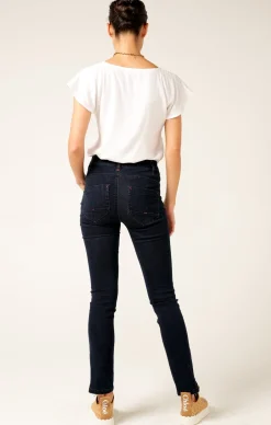 CLASSIC STRETCH JEAN IN INDIGO