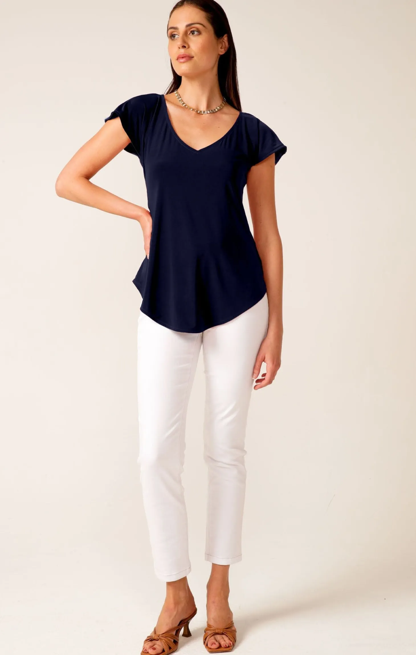 CLASSIC STRETCH JEAN IN WHITE