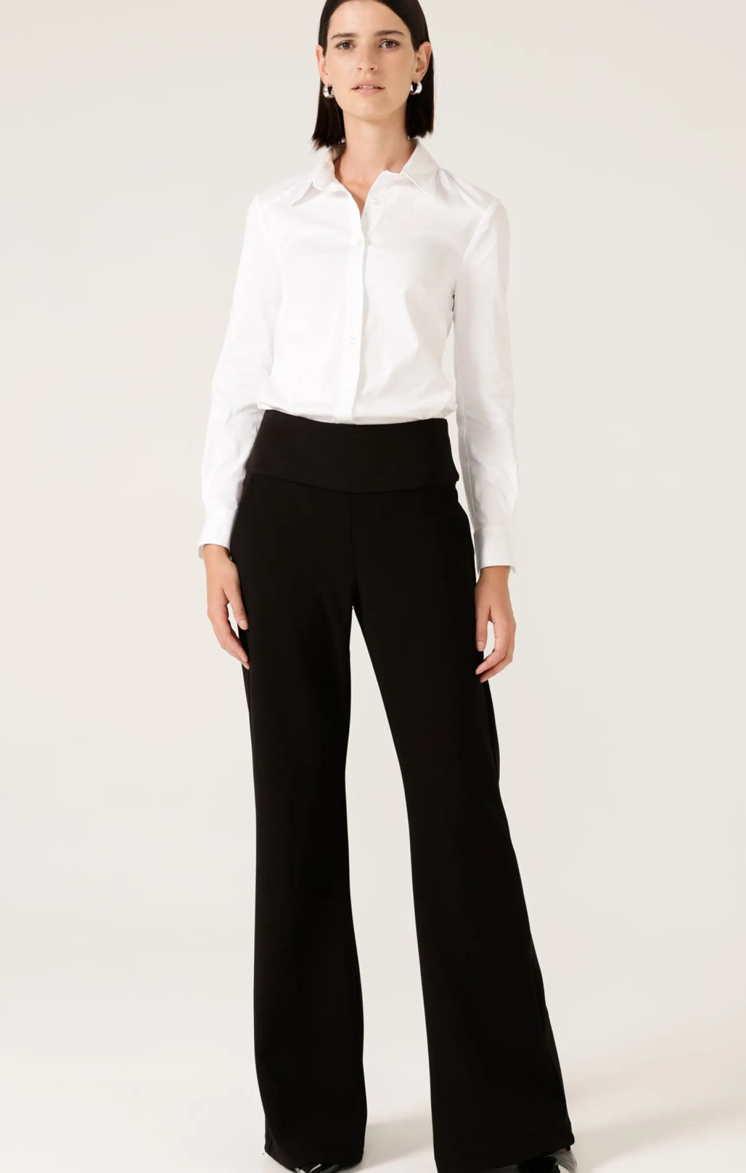 CLASSIC TROUSER IN BLACK