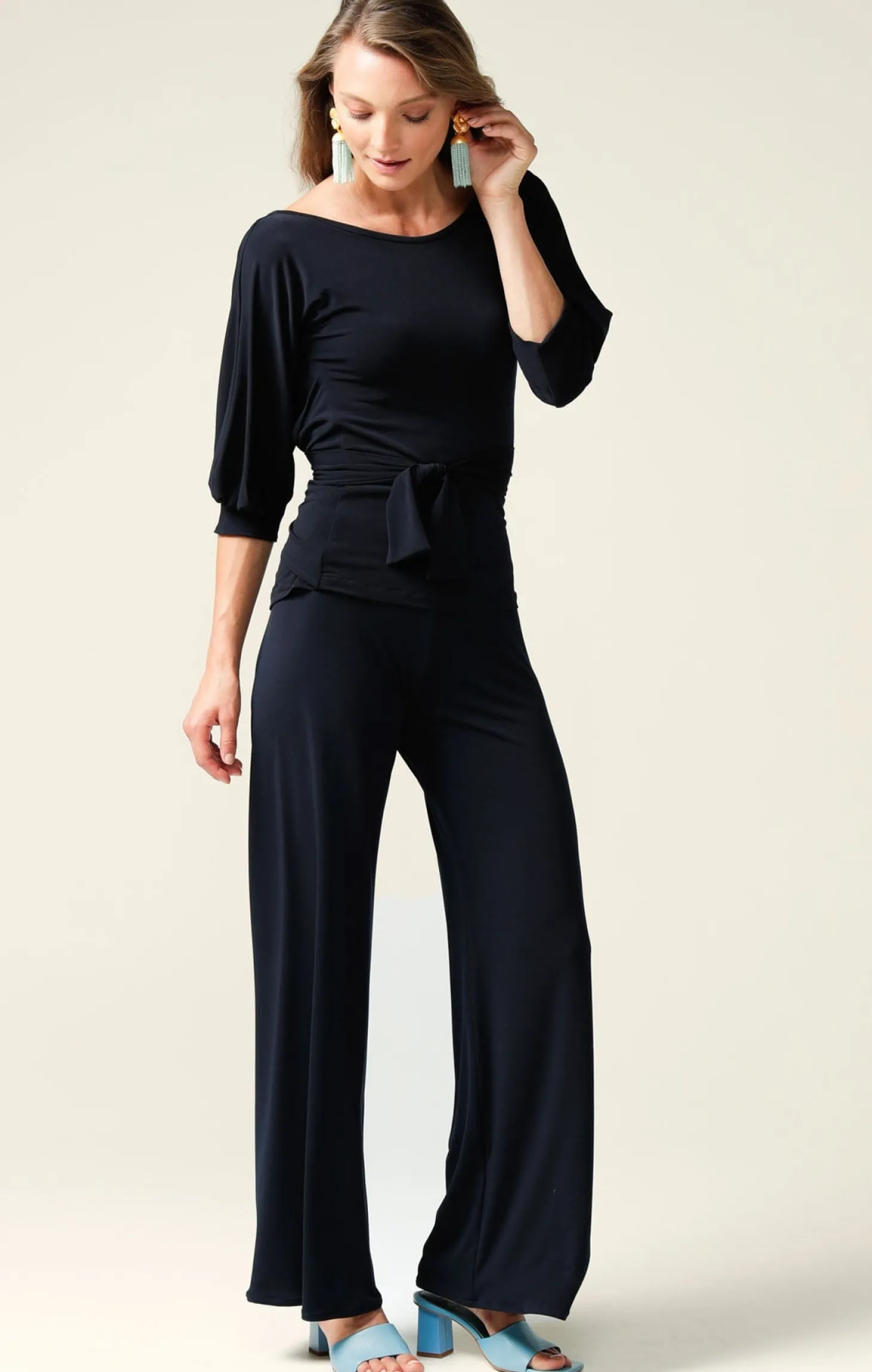COWL TIE DRAPE TOP IN NAVY