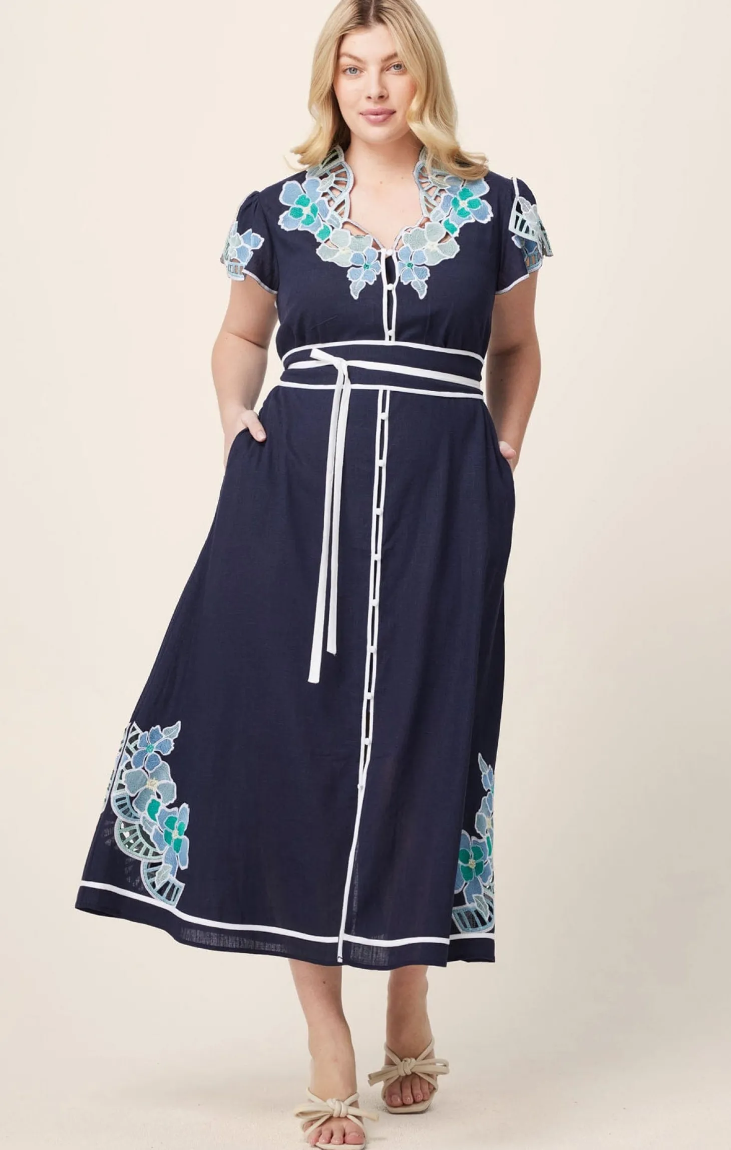 DELRAY EMBROIDERED LINEN DRESS