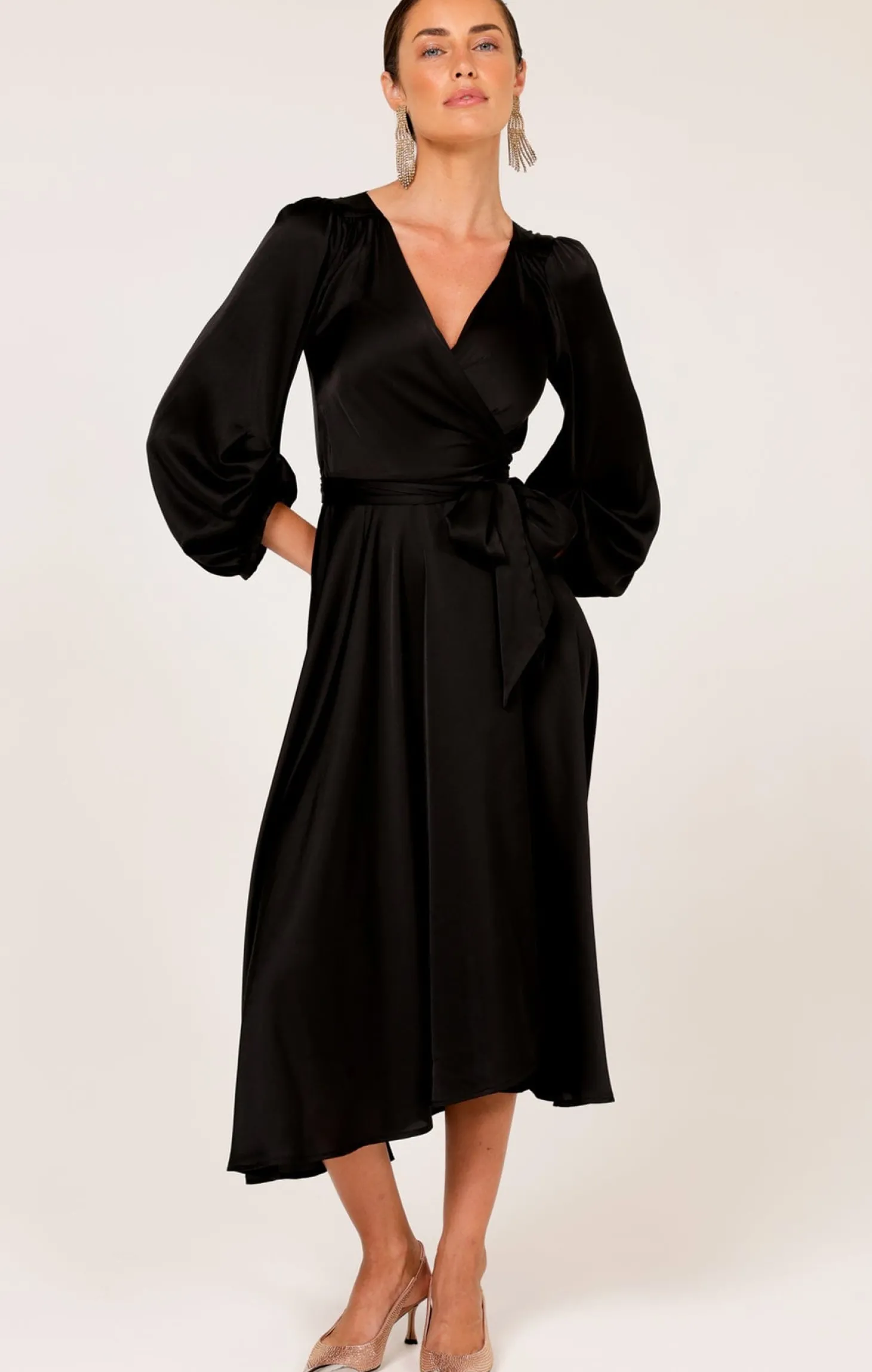 DIMMI WRAP DRESS IN BLACK