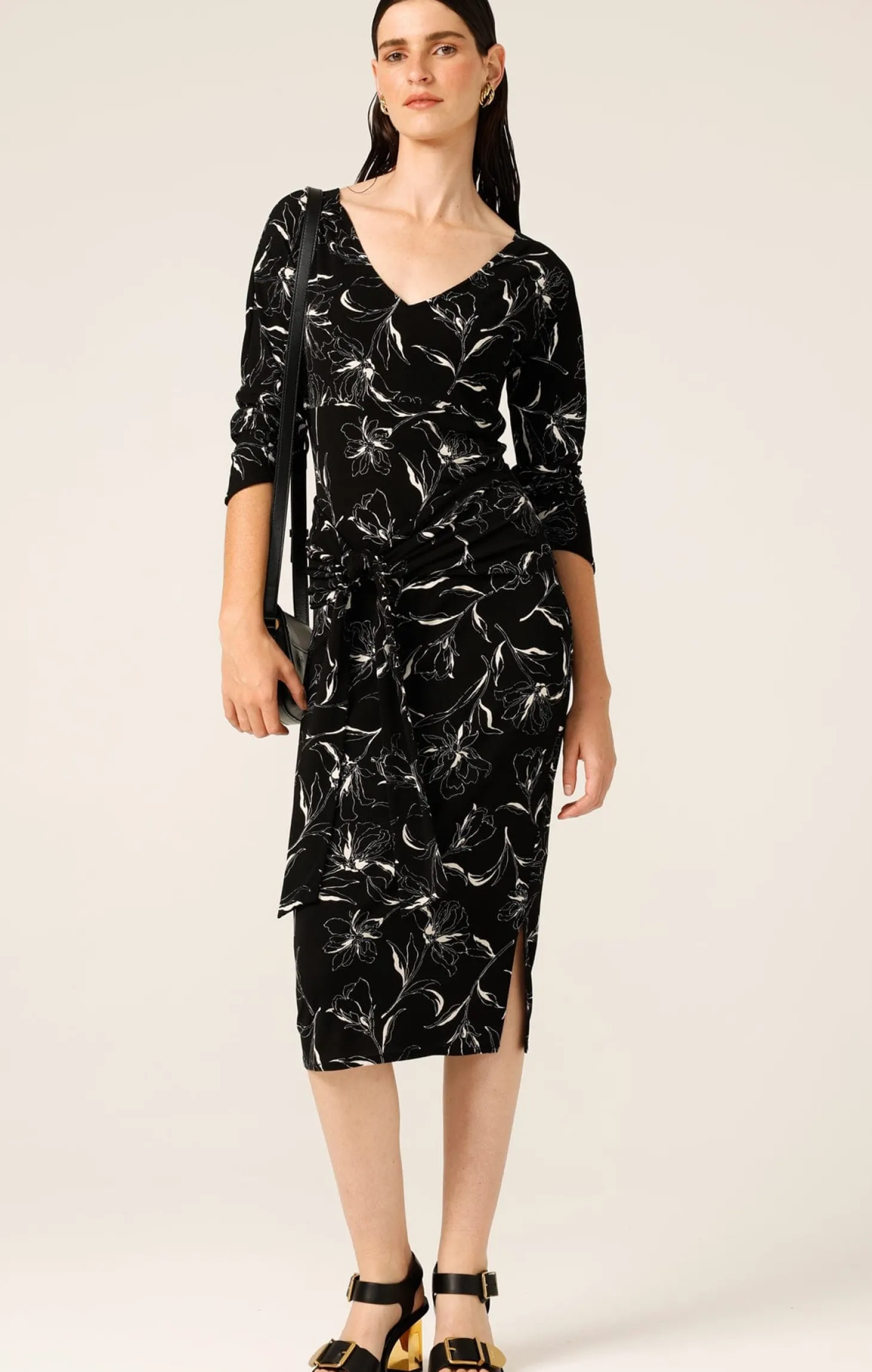 FLOWER LINE DRESS