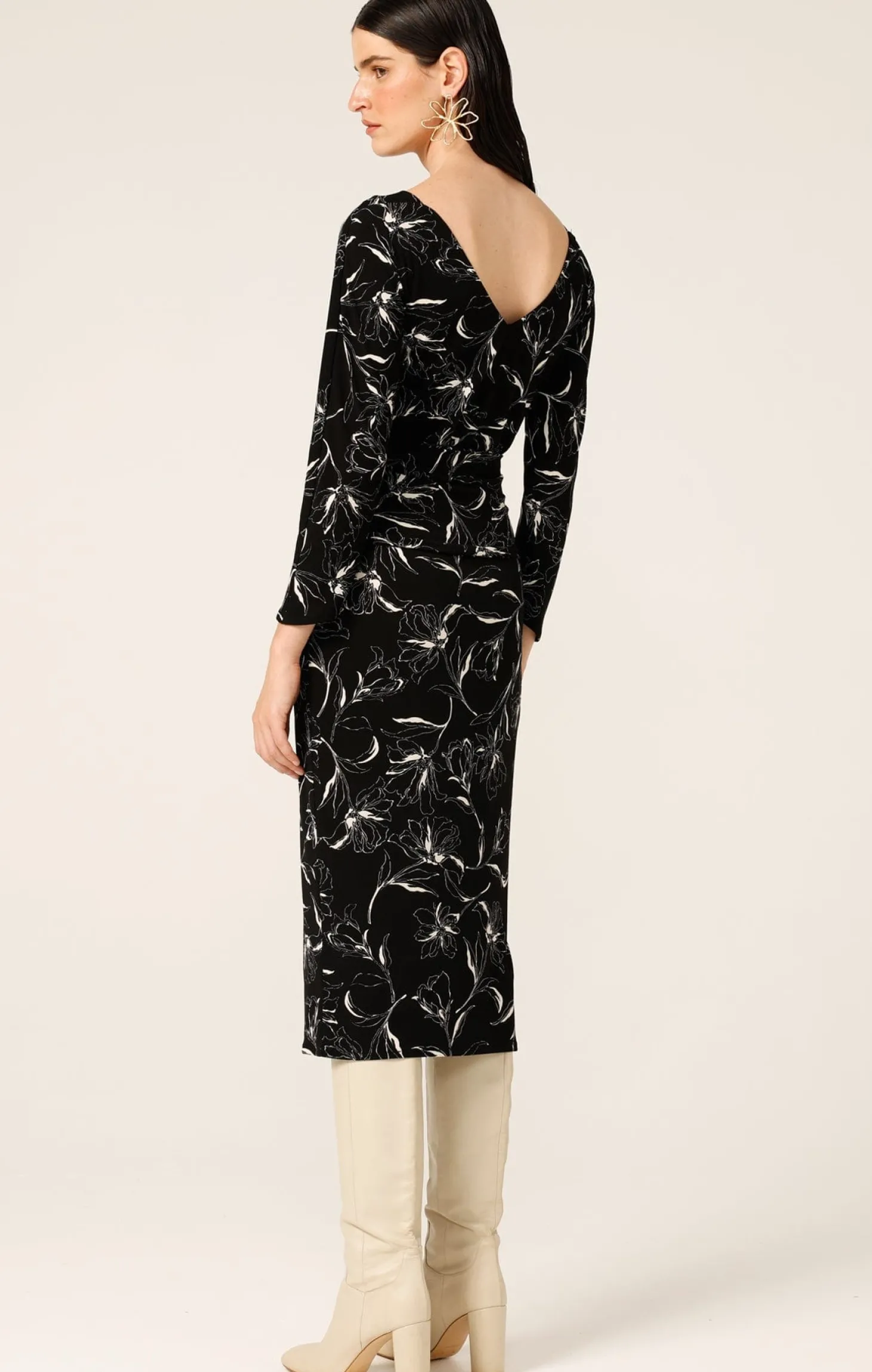 FLOWER LINE DRESS