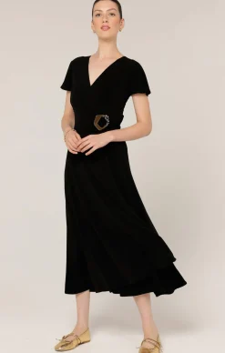 FLUTE SLEEVE REVERSE WRAP IN BLACK