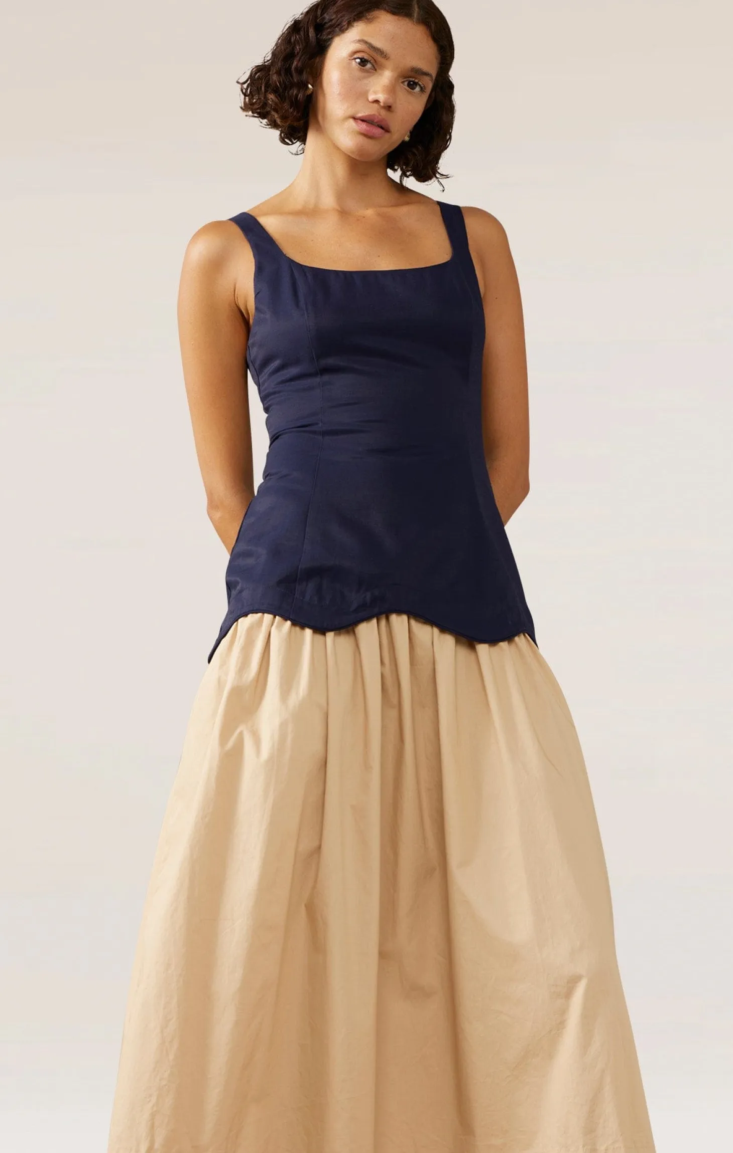 FORMATION MIDI DRESS IN NAVY & SAND