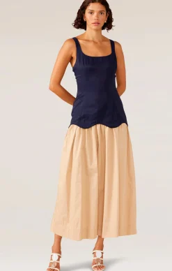 FORMATION MIDI DRESS IN NAVY & SAND