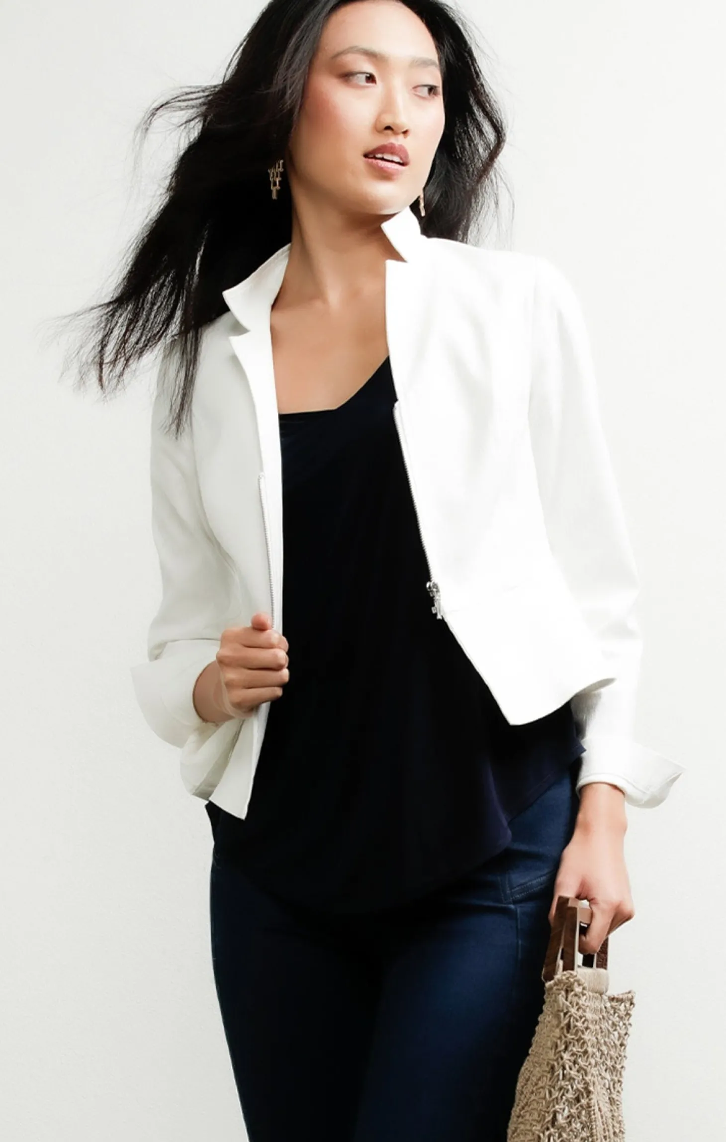 FRONT ZIP PEPLUM JACKET IN WHITE