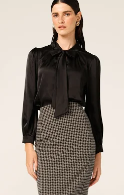 HATCHIE BLOUSE IN BLACK
