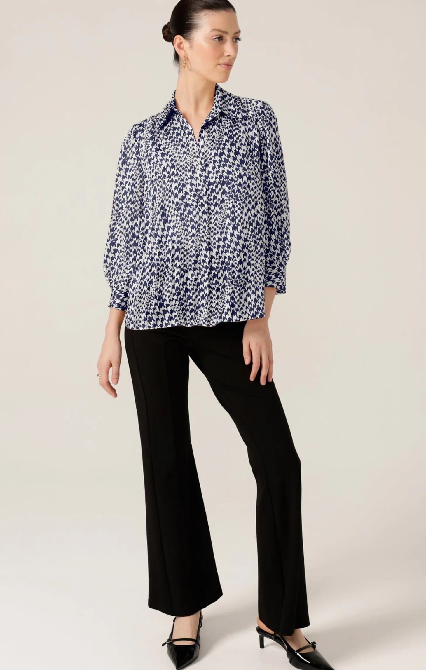 HERRINGBONE BLOUSE IN NAVY WHITE CHECK