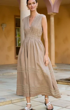 LUCIA DRESS IN MALT
