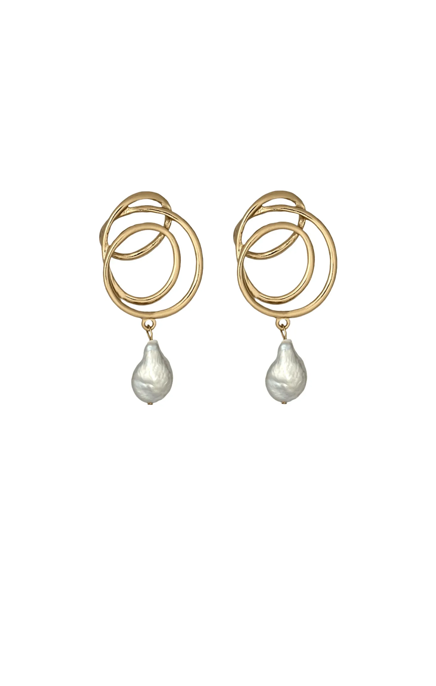 METAL CIRCLES PEARL DROP EARRING IN GOLD
