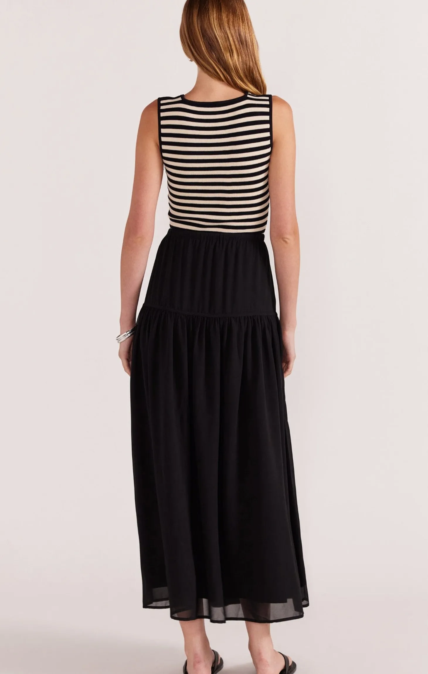 MILLA MIDI SKIRT IN BLACK