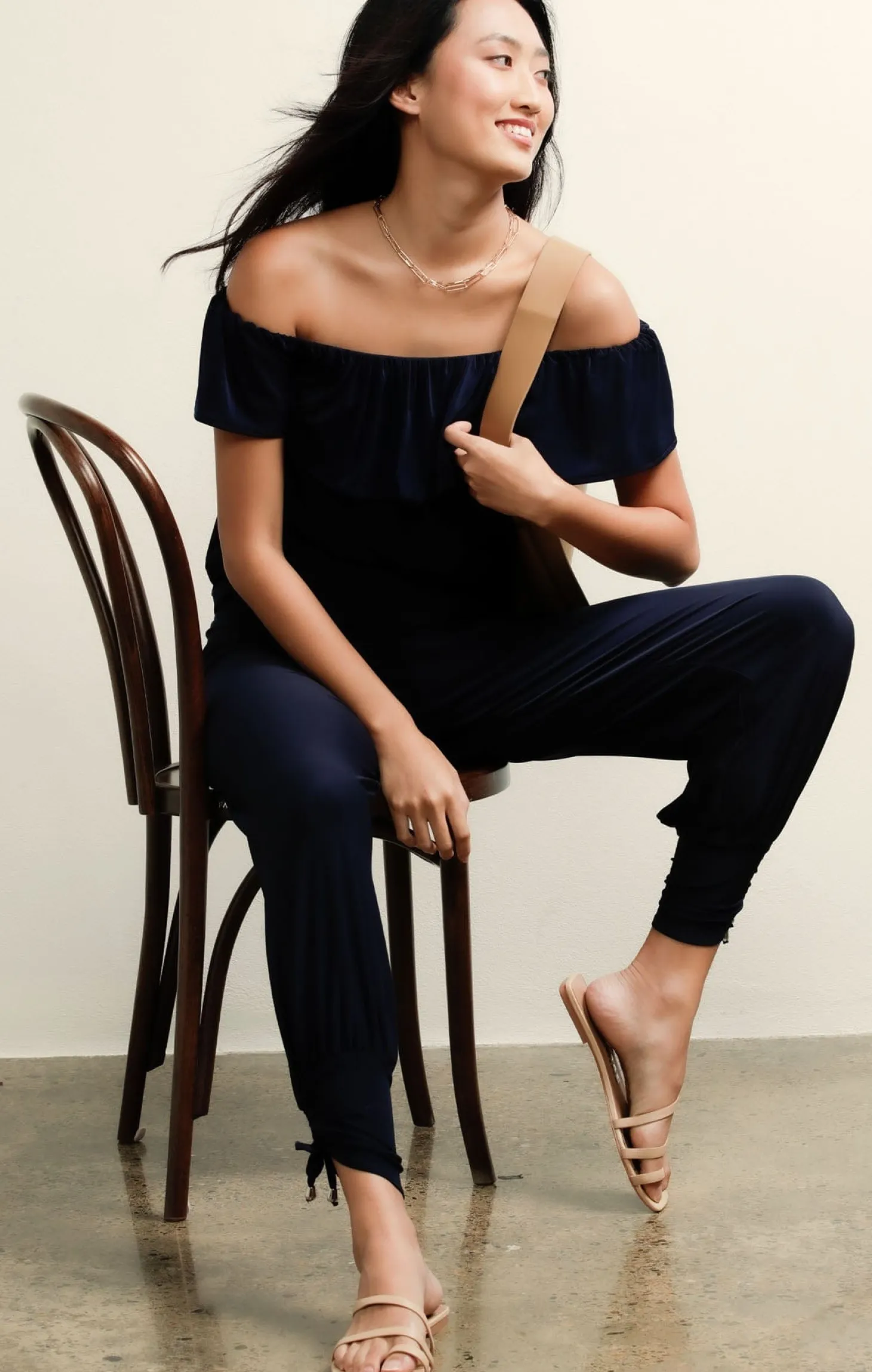 OFF SHOULDER FRILL TOP IN NAVY