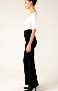 SLIM LINE FLARE IN BLACK