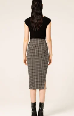 STAR CHECK SKIRT