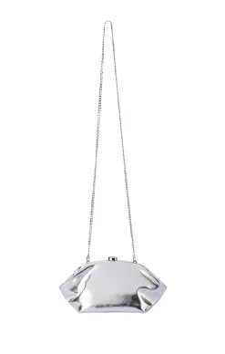 TALLY METALLIC CLUTCH IN SILVER