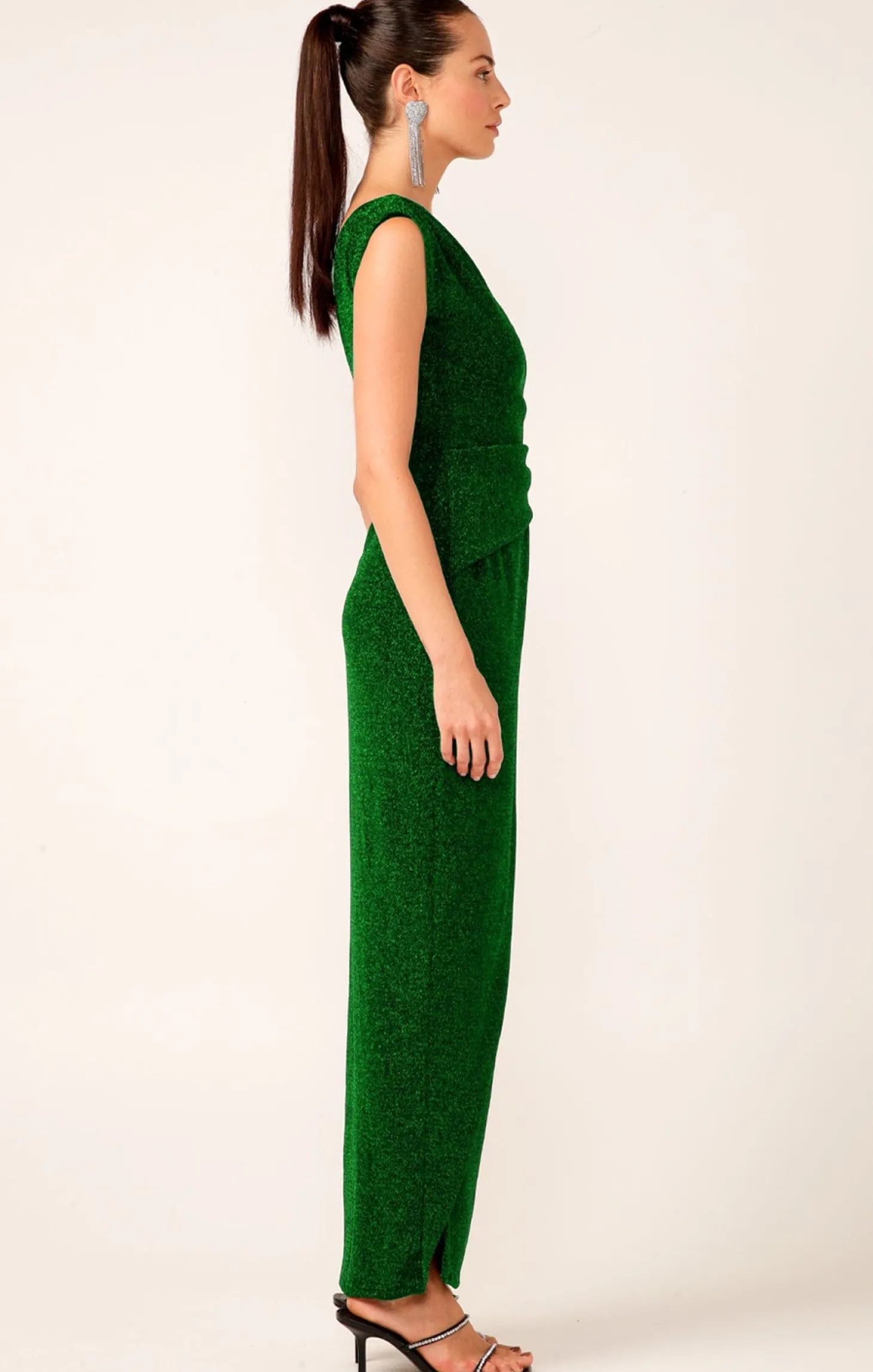 VALEDICTORY DRESS IN EMERALD