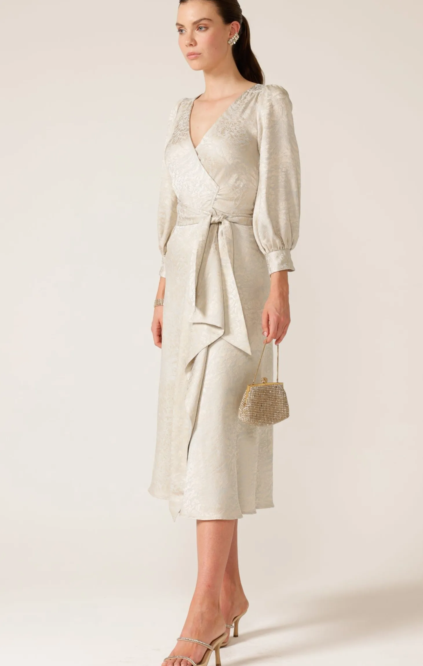 VERSAILLES WRAP DRESS IN OYSTER