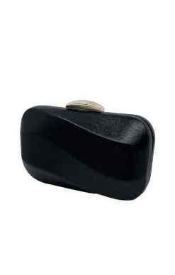 WAVY STRUCTURED CLUTCH IN BLACK